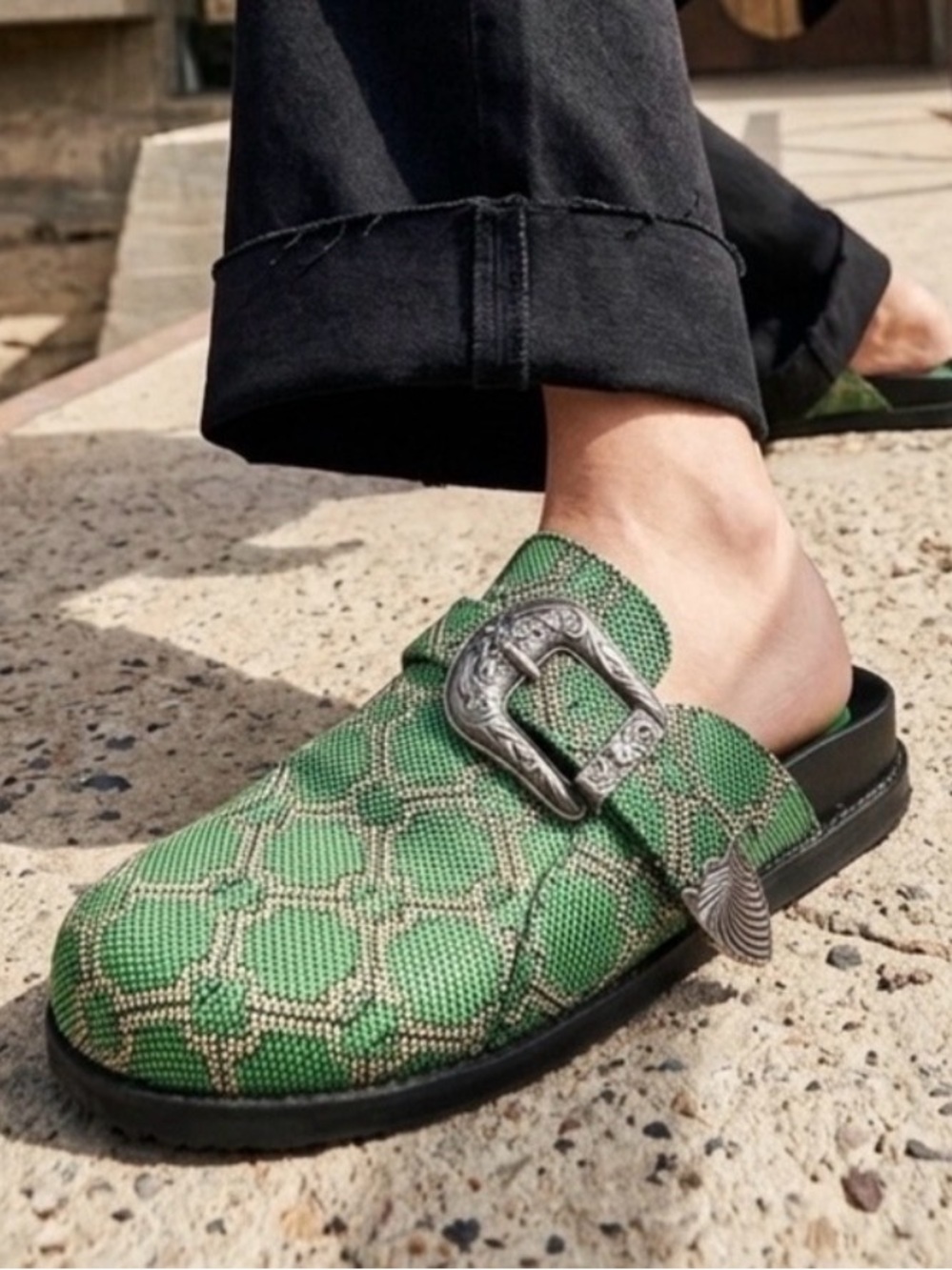 AZALEA WANG Green Woven Western Buckle Slide Mules Size 10